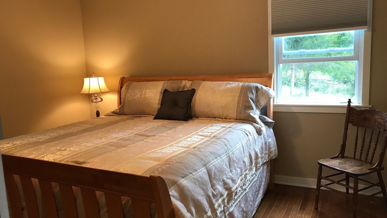 Photo of Bedroom in Richland Center
