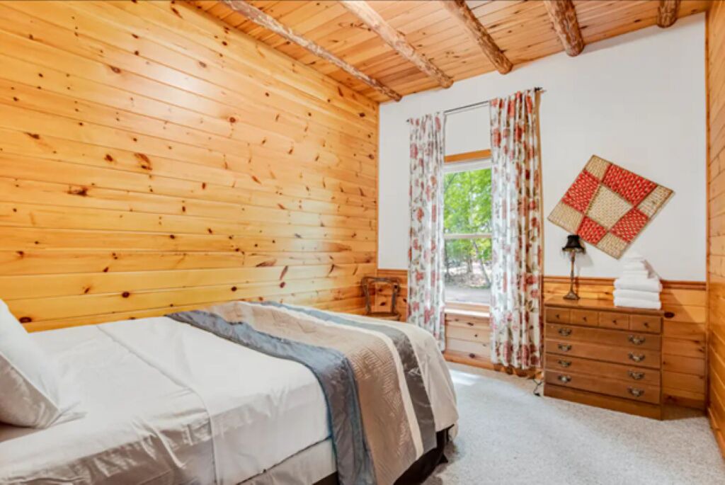 Photo of Bedroom in Eagle River
