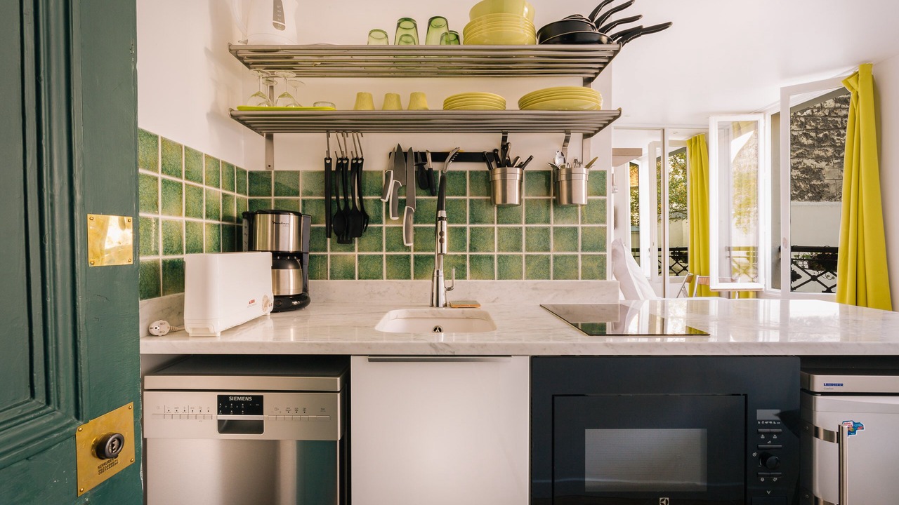 Photo of Kitchen in Quartier Saint-Ambroise