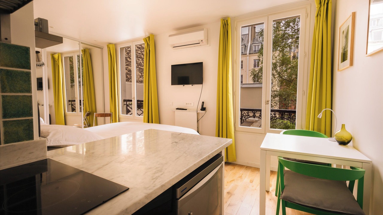 Photo of Bedroom in Quartier Saint-Ambroise