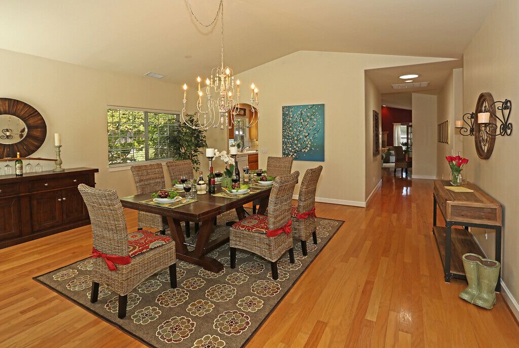 Photo of Bedroom in Los Olivos