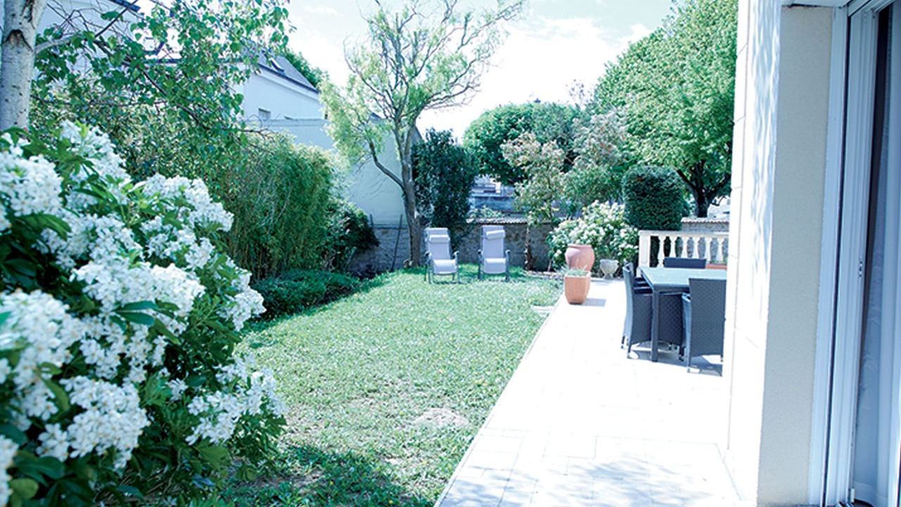 Photo of Patio Balcony in Nogent Village