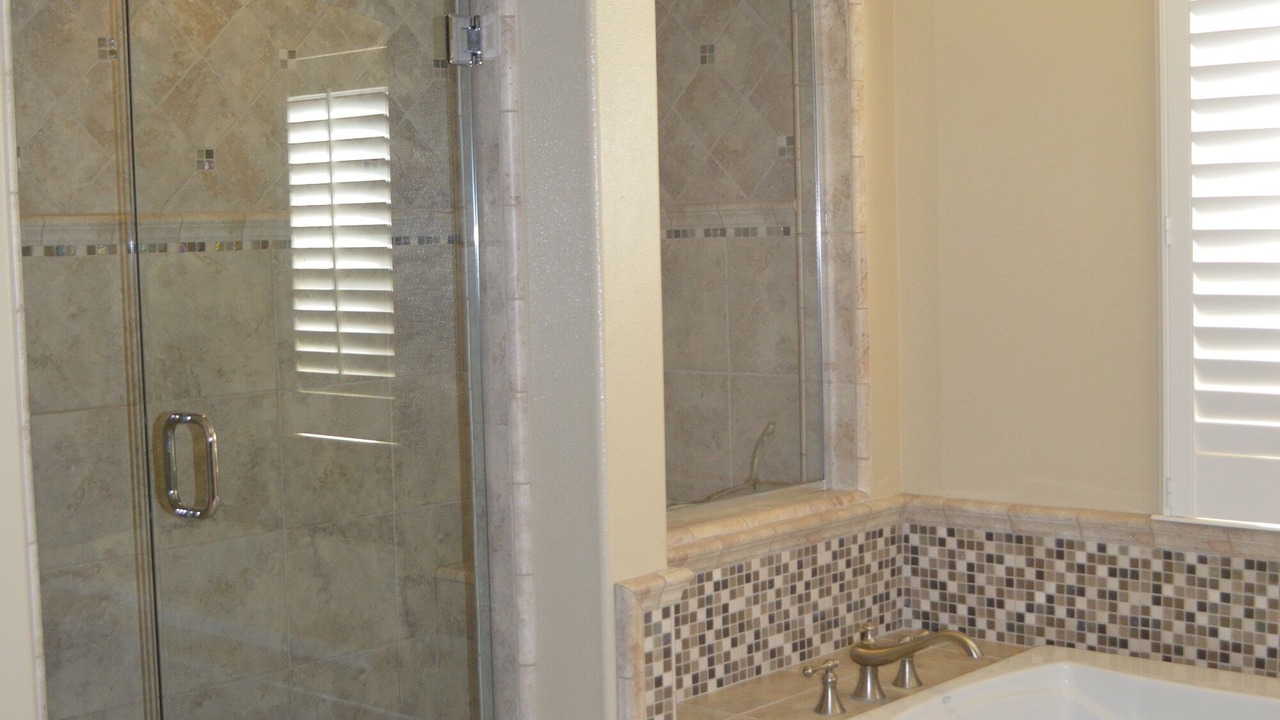 Photo of Bathroom in Oxnard Shores