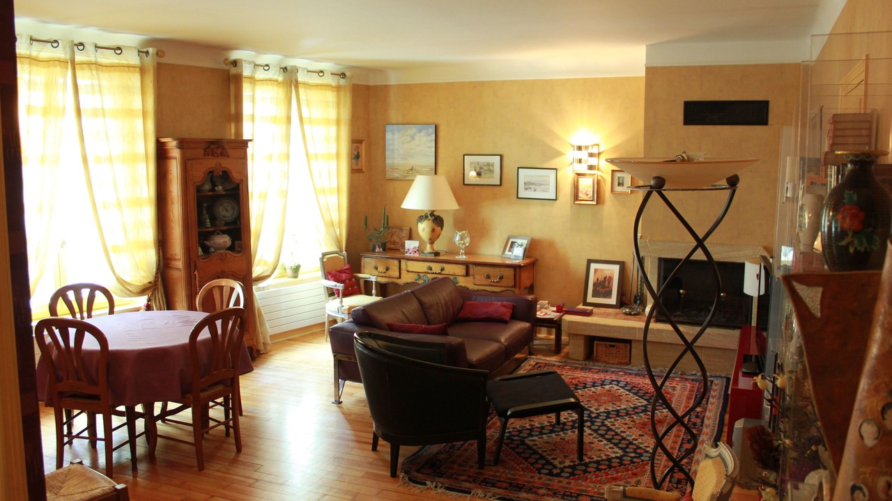 Photo of Livingroom in Notre-Dame