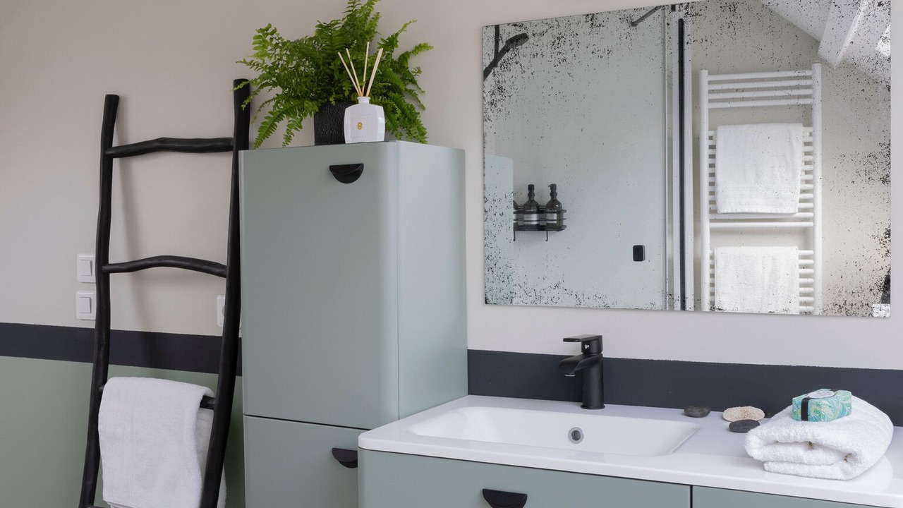 Photo of Bathroom in Chaumontel