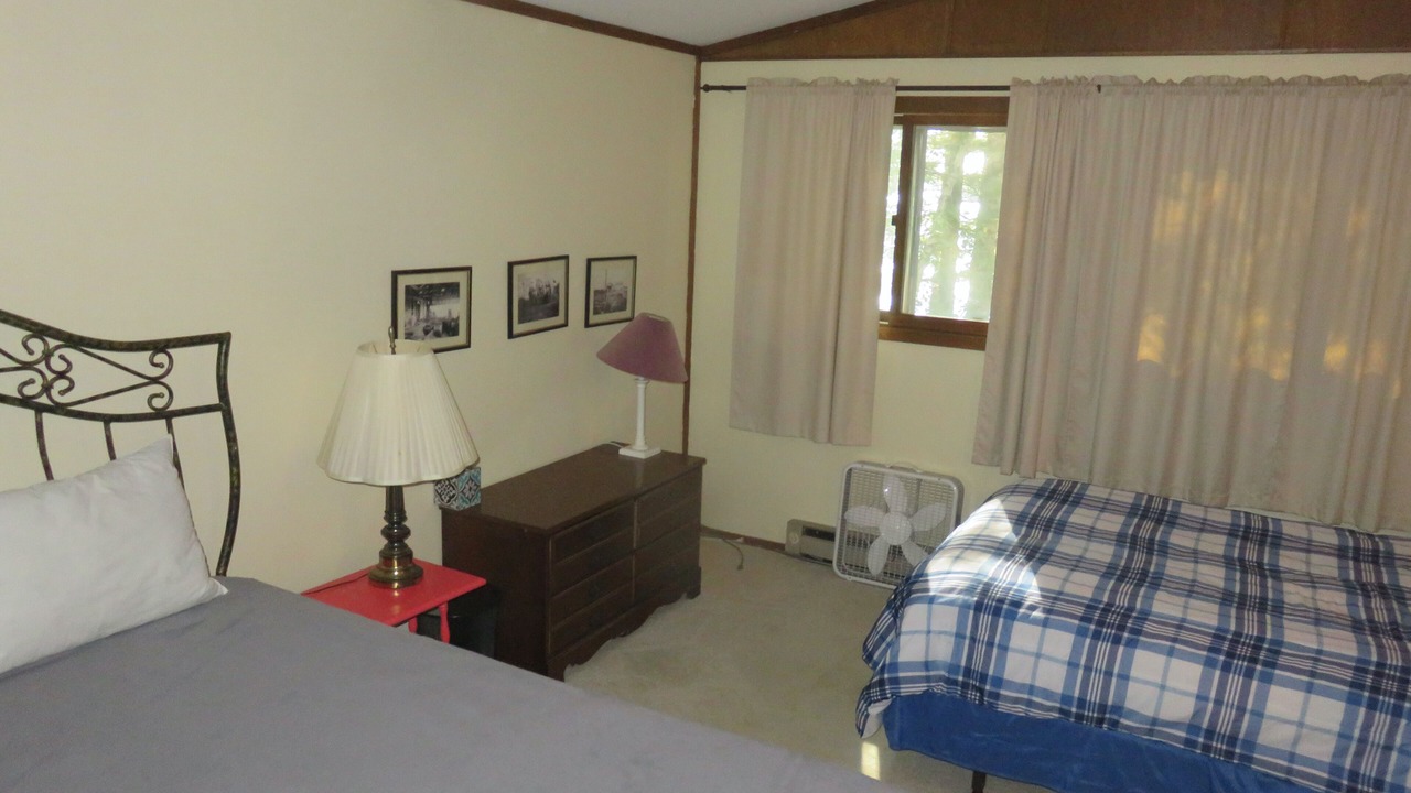 Photo of Bedroom in Tomahawk