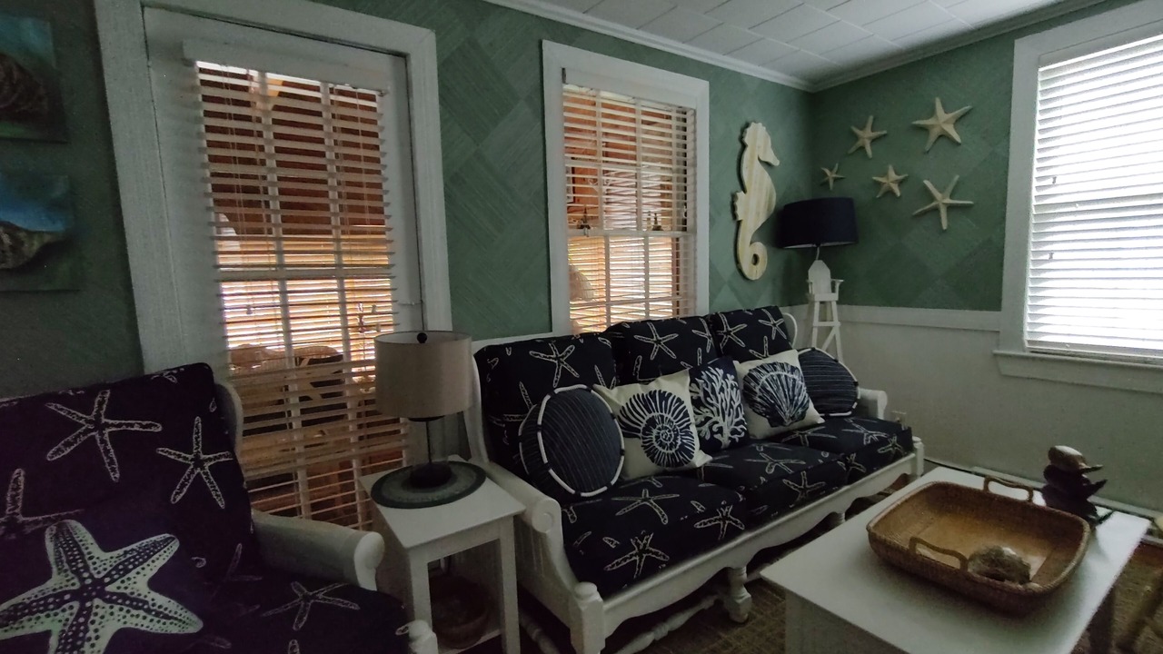 Photo of Livingroom in Dennis