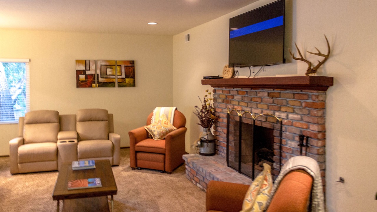Photo of Livingroom in Sunland-Tujunga