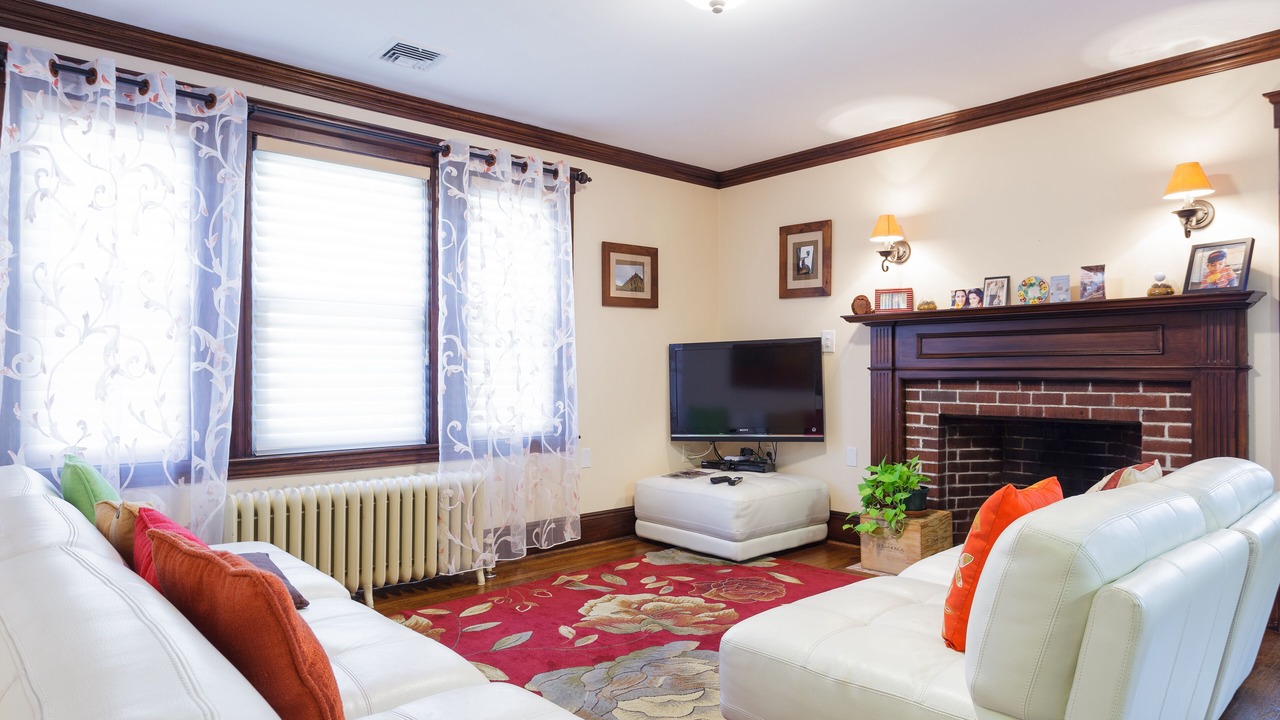 Photo of Livingroom in West Roxbury