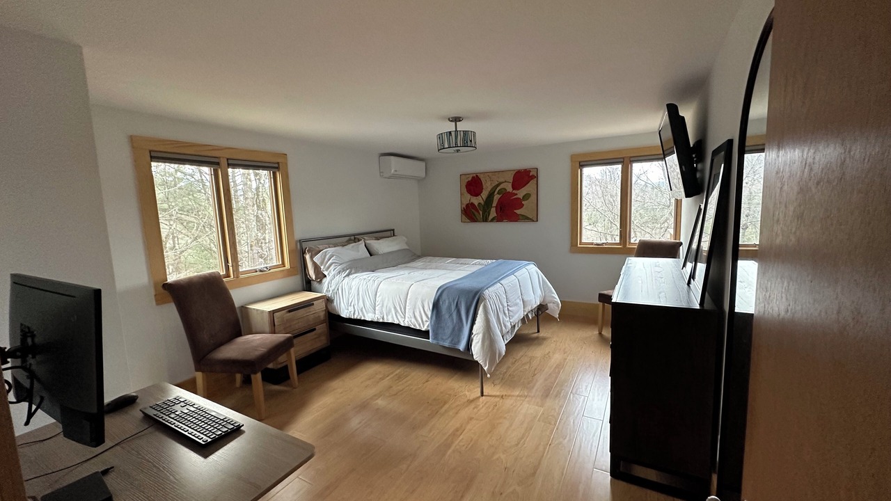 Photo of Bedroom in Monroe Bridge
