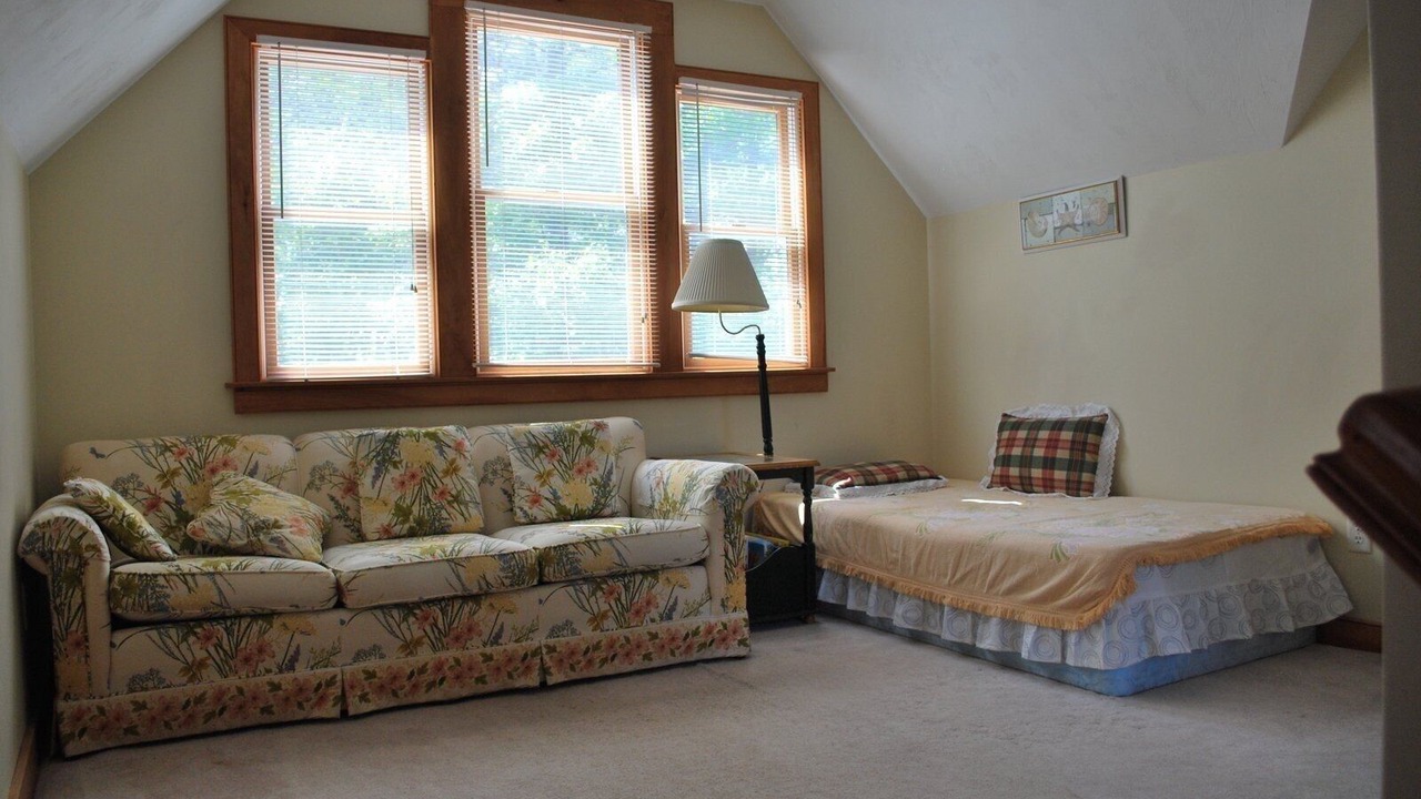 Photo of Bedroom in Brewster