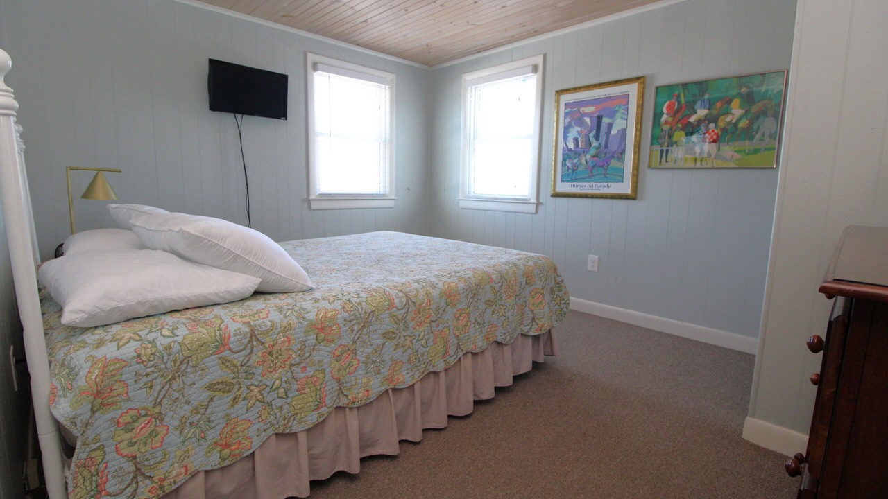 Photo of Bedroom in West Dennis
