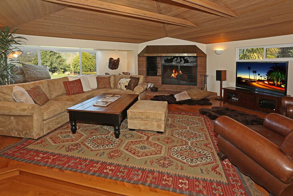 Photo of Bedroom in Carpinteria