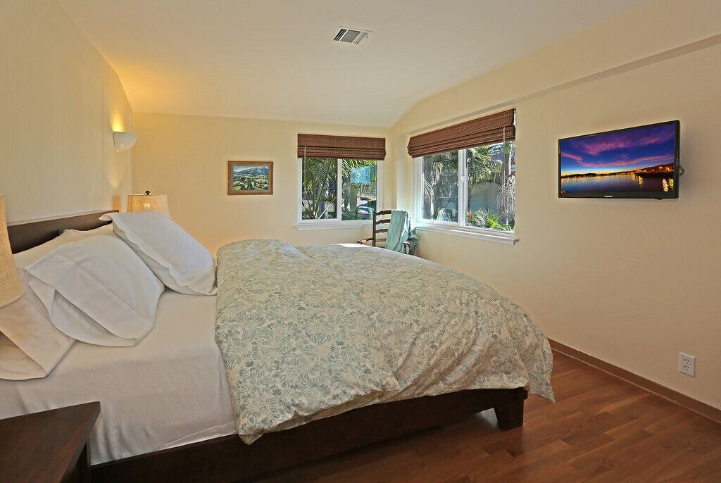 Photo of Others in Carpinteria