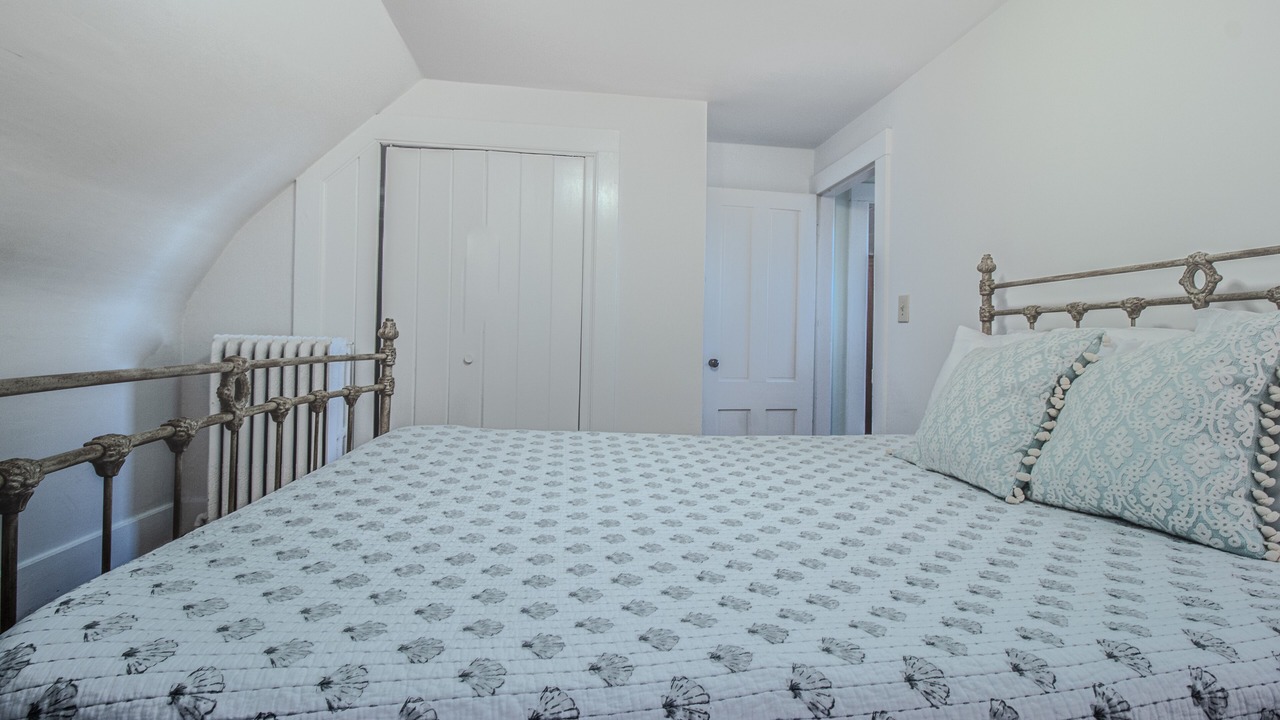 Photo of Bedroom in Gloucester