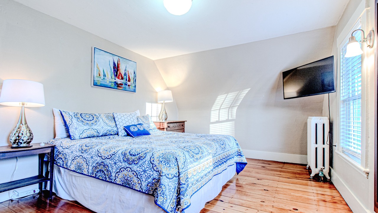 Photo of Bedroom in Gloucester