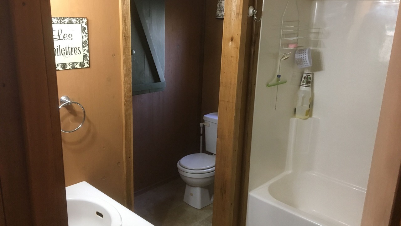 Photo of Bathroom in Maurepas