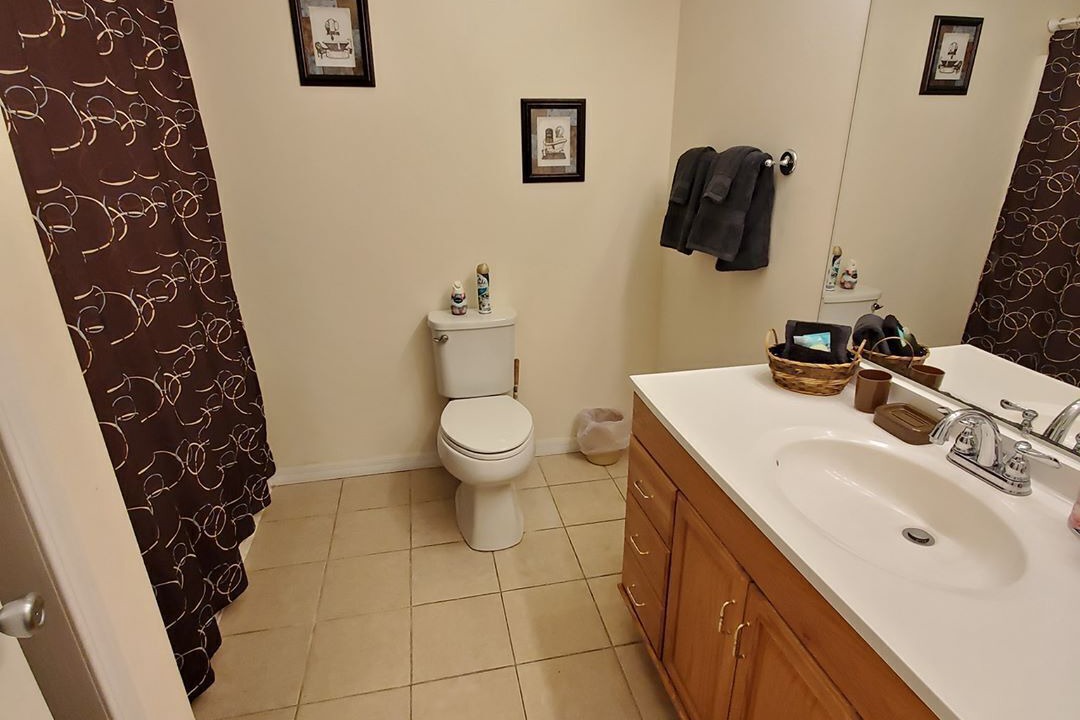 Photo of Bathroom in Shoreline Park