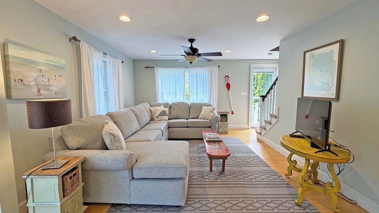 Photo of Livingroom in Edgartown