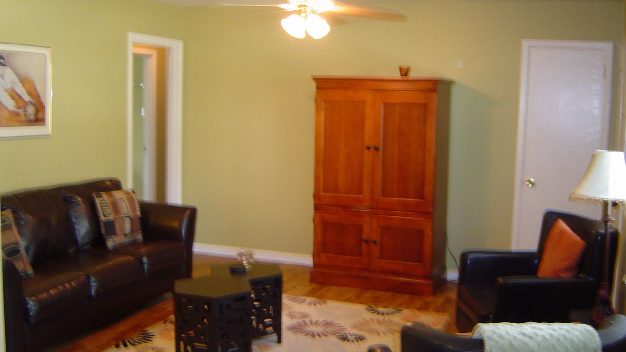 Photo of Livingroom in Ocean Springs