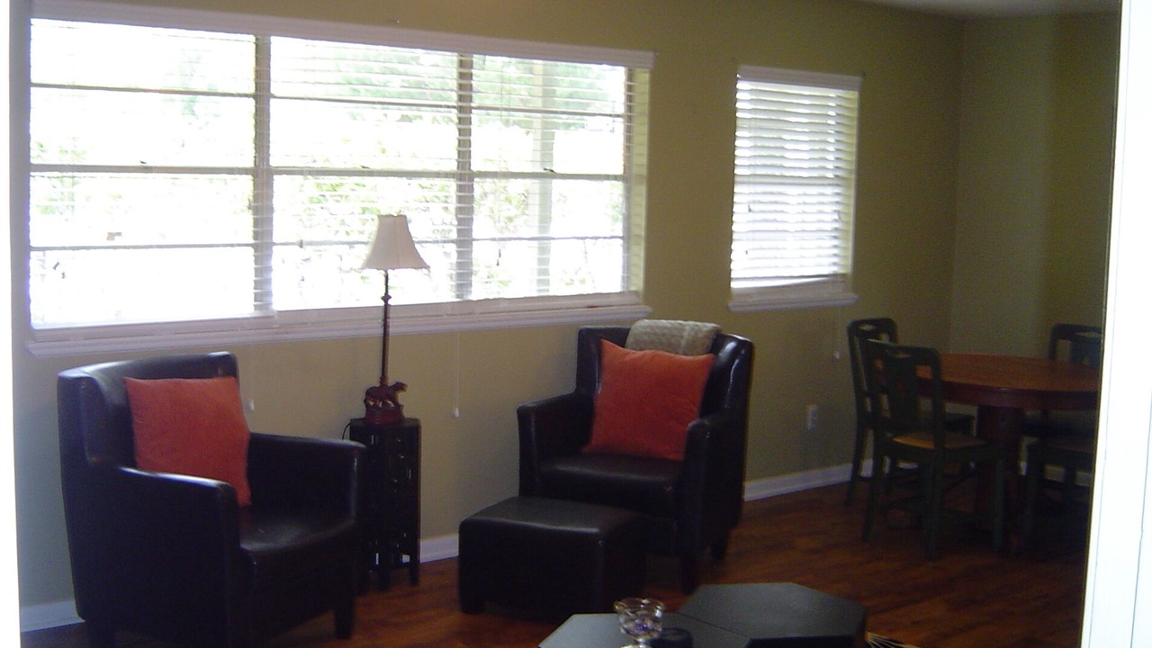 Photo of Livingroom in Ocean Springs