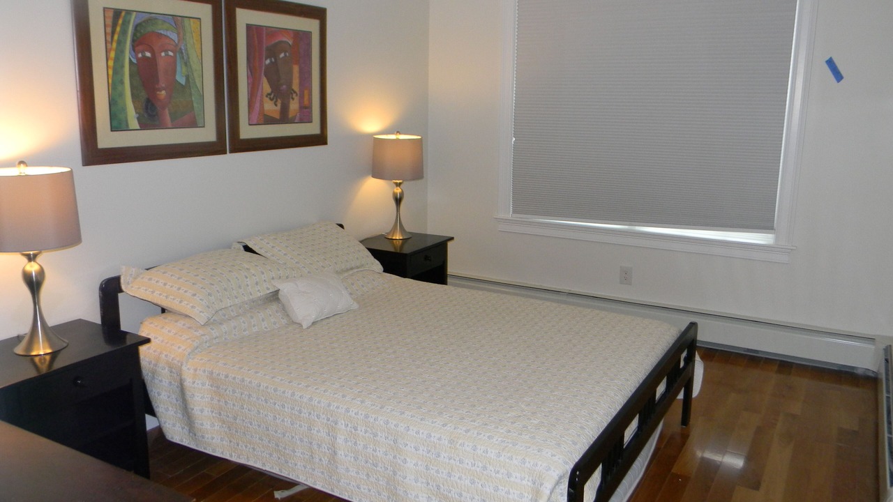 Photo of Bedroom in Newport