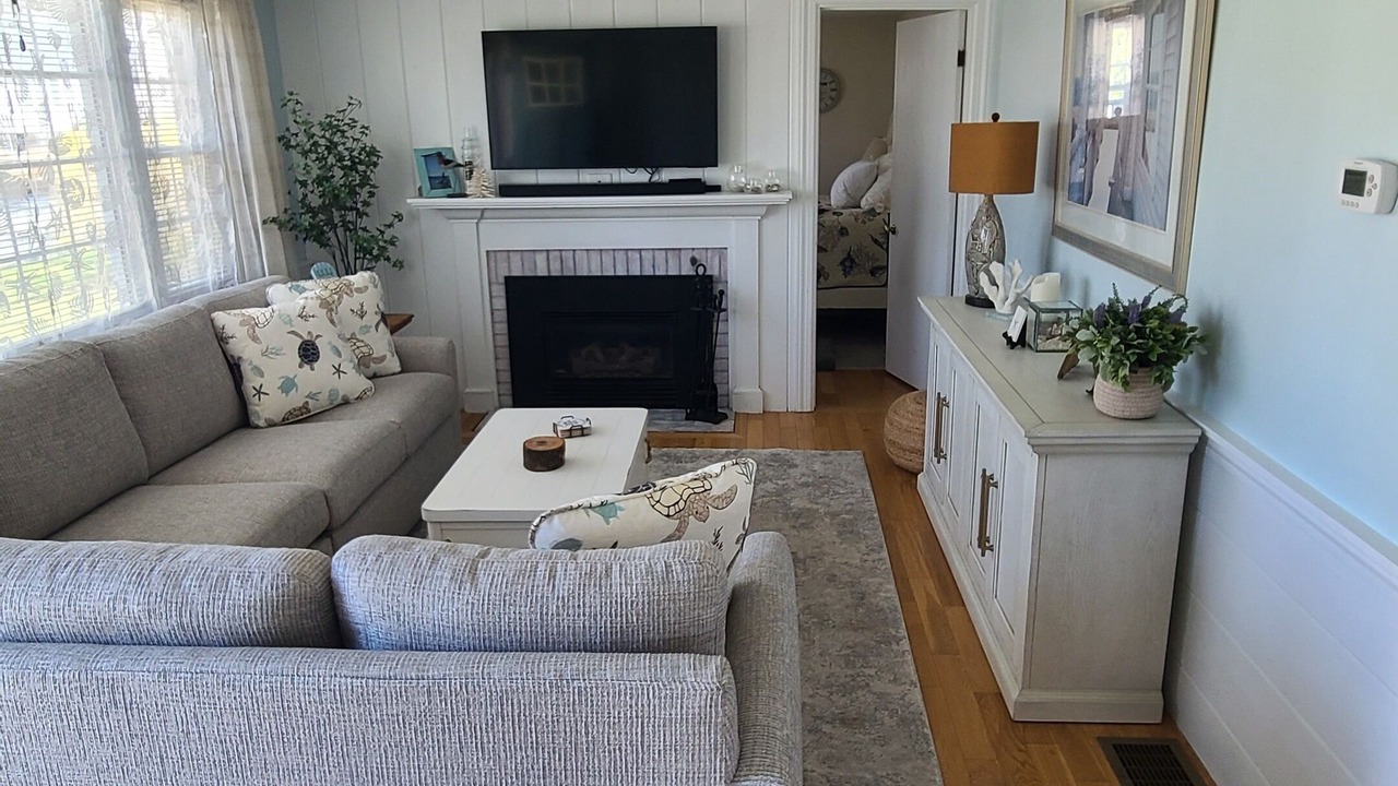 Photo of Livingroom in Bass River