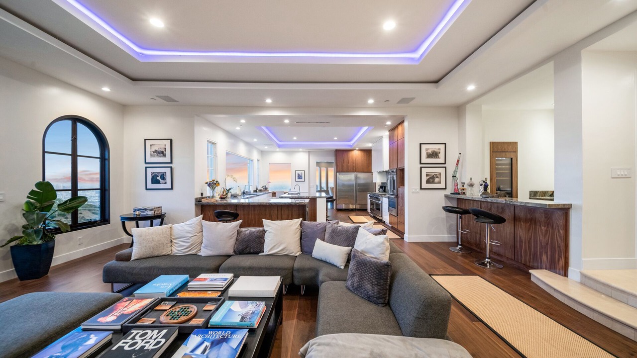 Photo of Livingroom in Hollywood Hills
