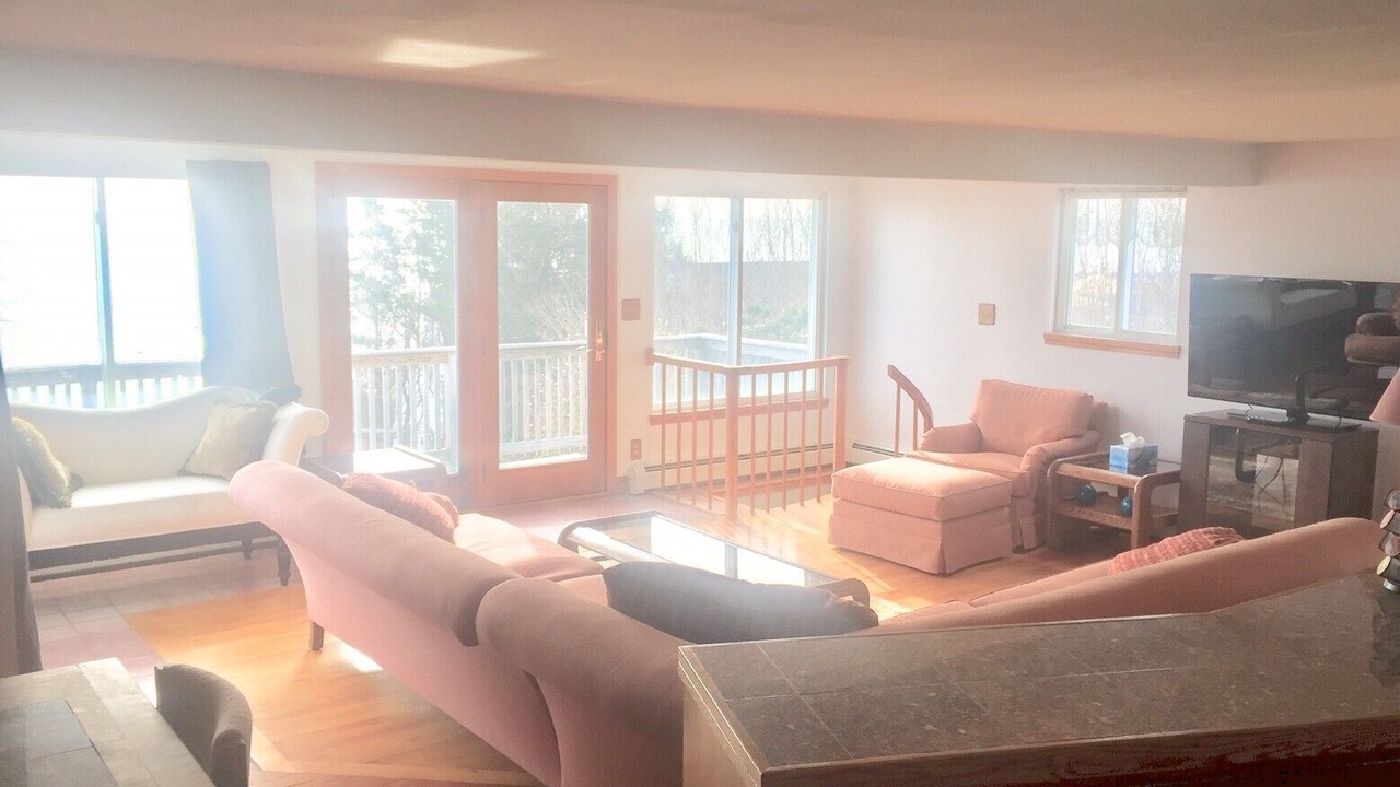 Photo of Livingroom in Plymouth