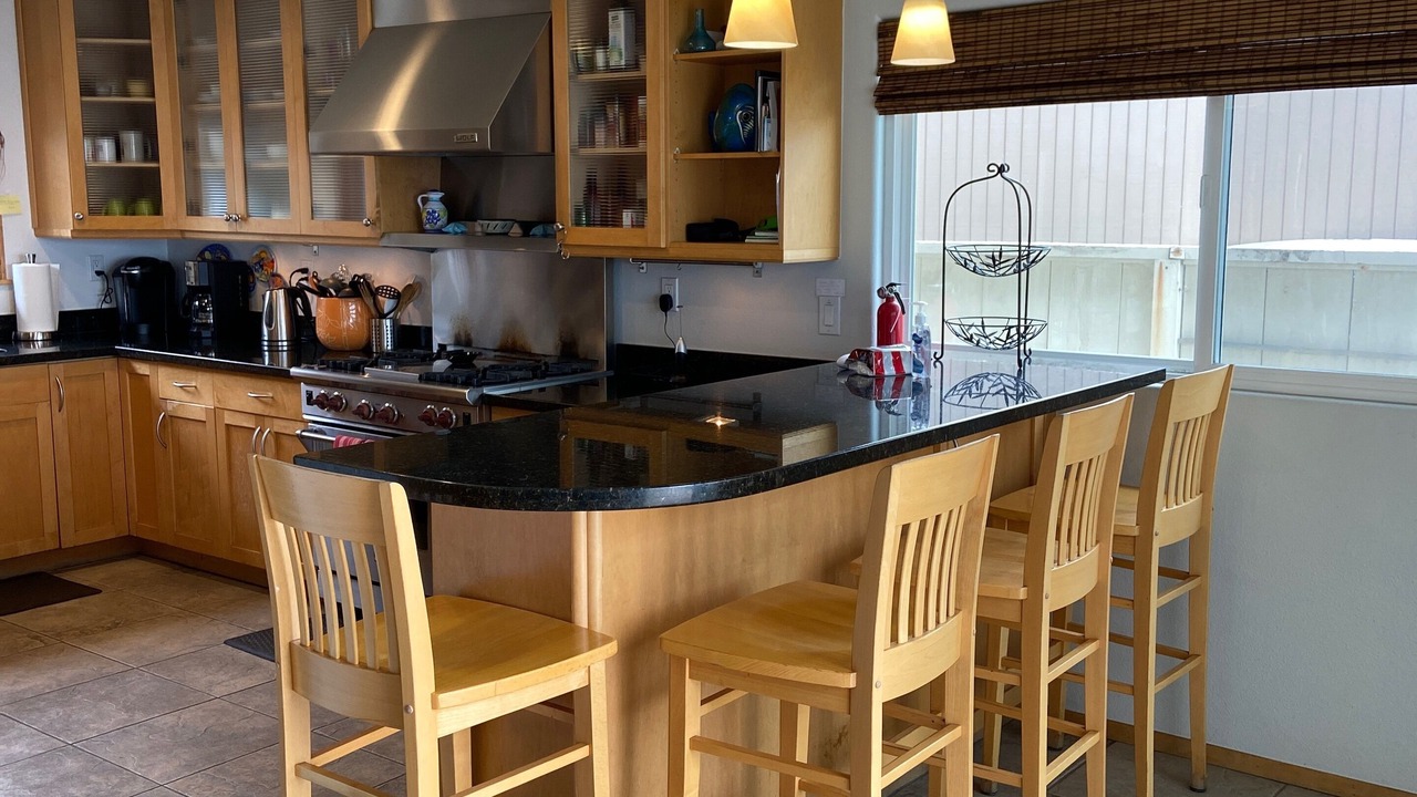 Photo of Kitchen in Faria Beach