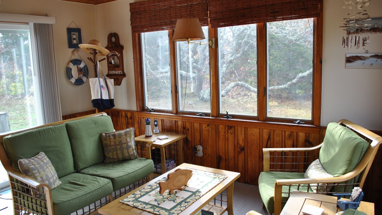 Photo of Livingroom in North Eastham