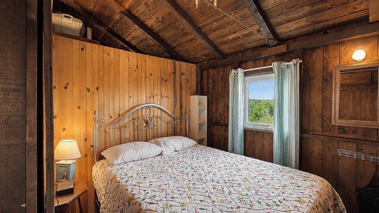Photo of Bedroom in East Sandwich
