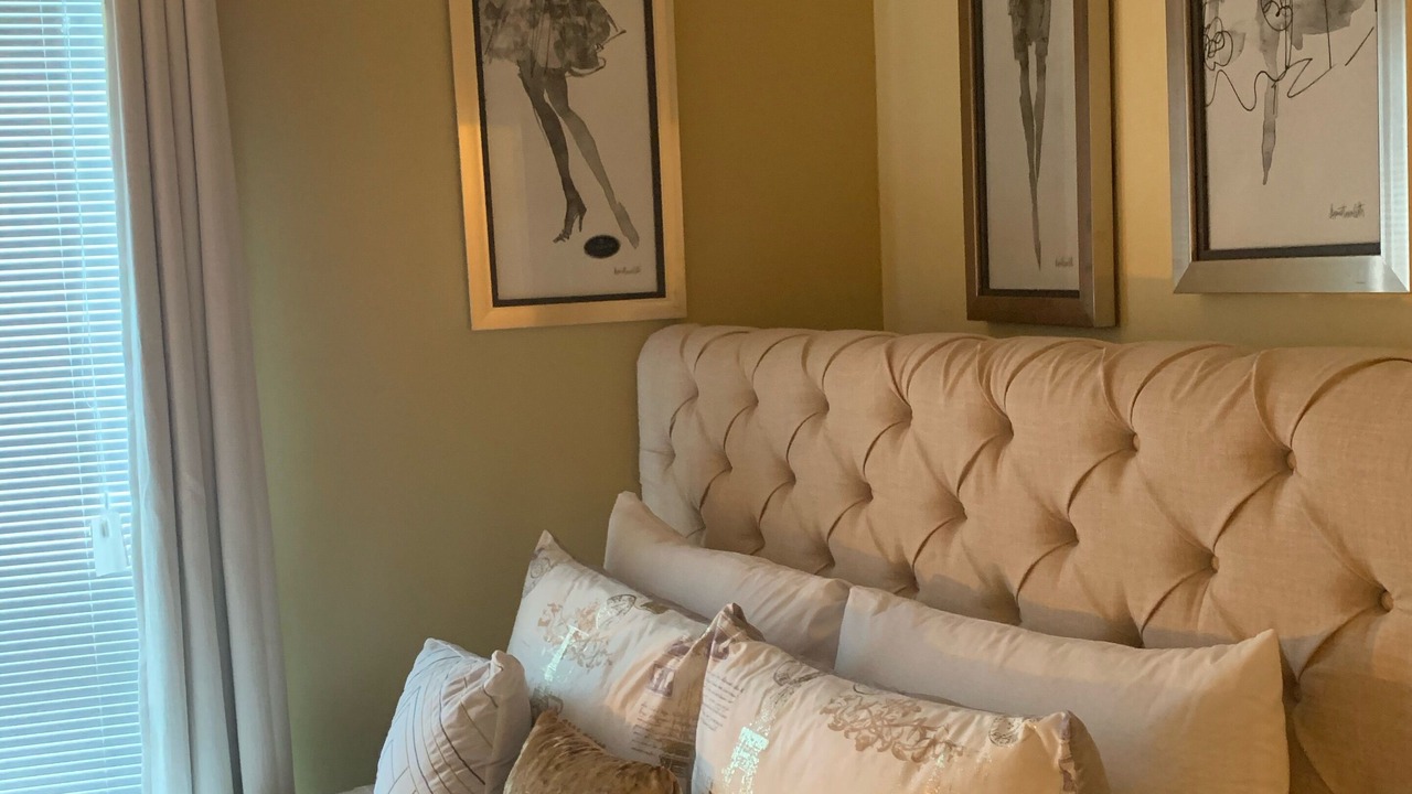 Photo of Bedroom in Little Woods