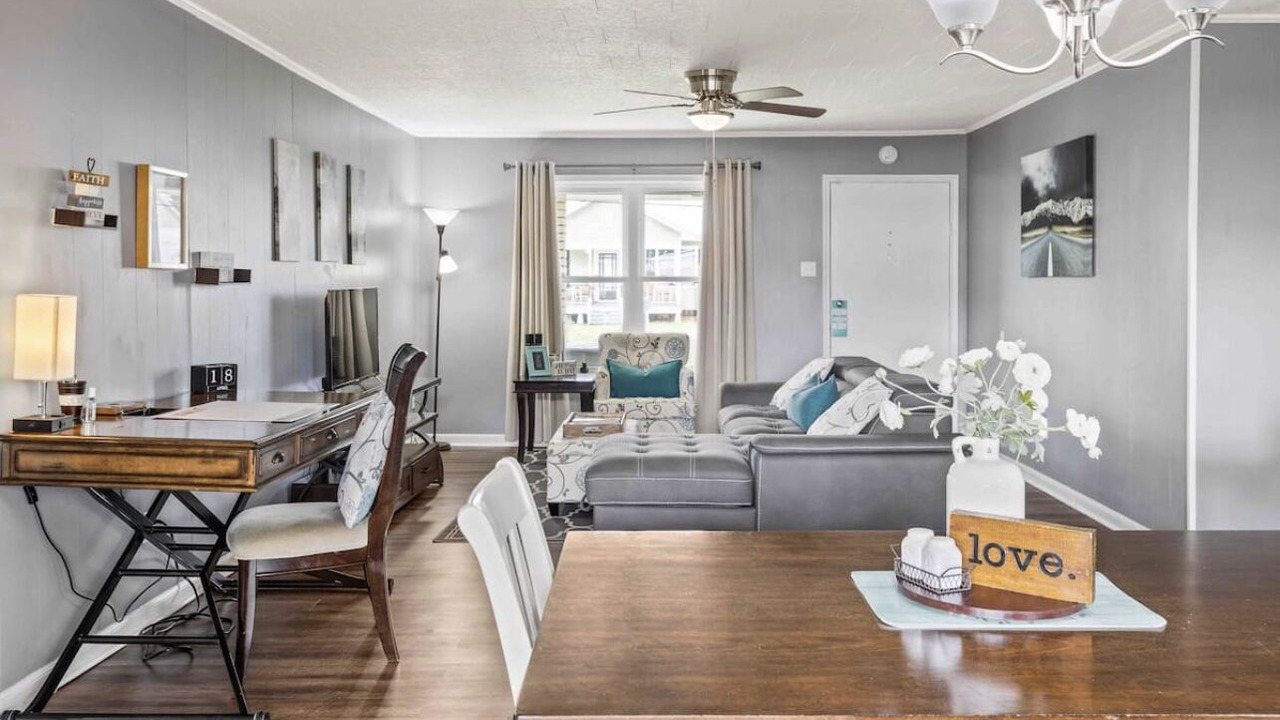 Photo of Livingroom in Rayne
