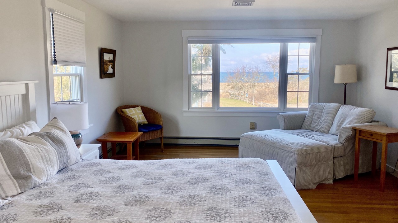 Photo of Bedroom in Brewster
