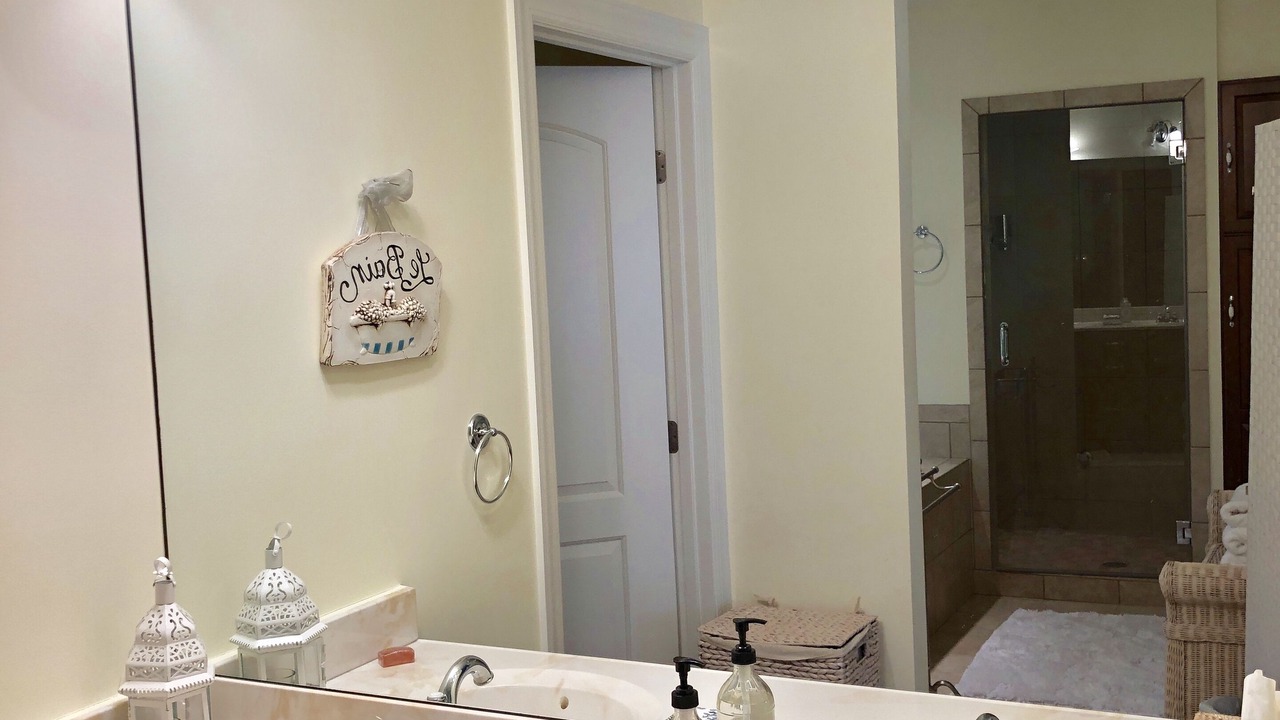 Photo of Bathroom in Rock Hall
