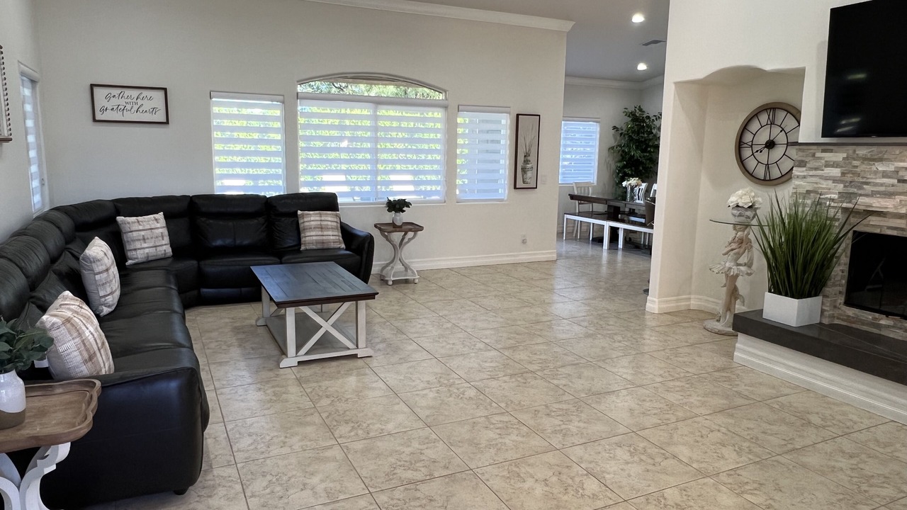 Photo of Bedroom in Desert Park Estates