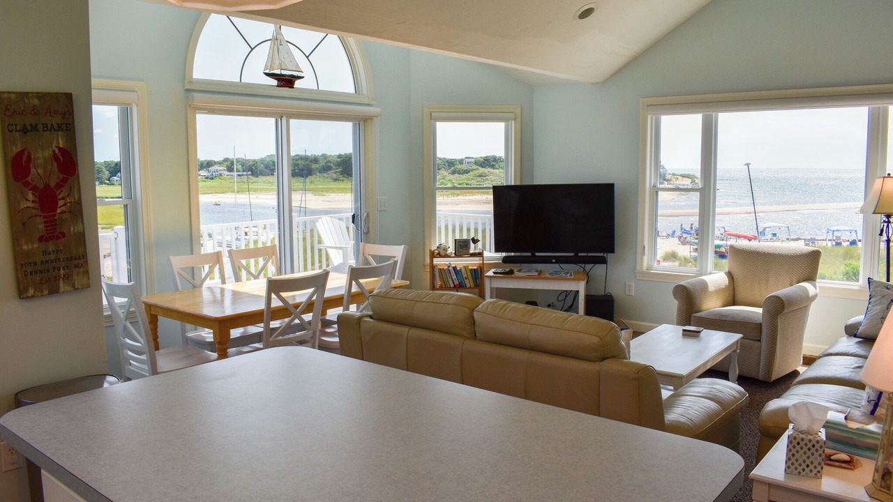 Photo of Livingroom in West Dennis