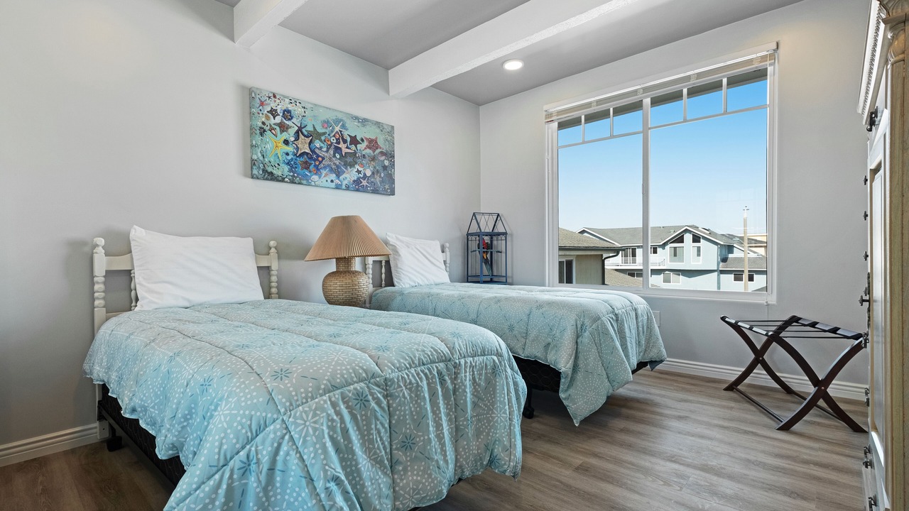 Photo of Bedroom in Oxnard Shores