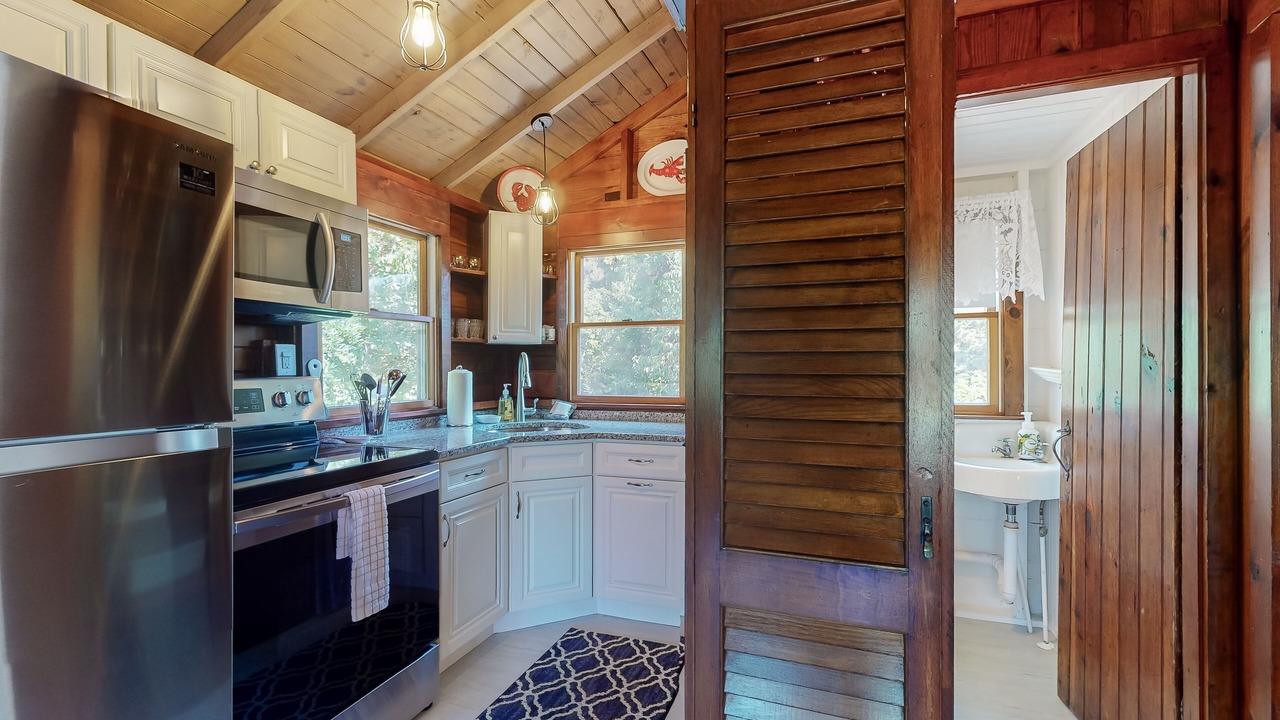Photo of Kitchen in Campground Landing