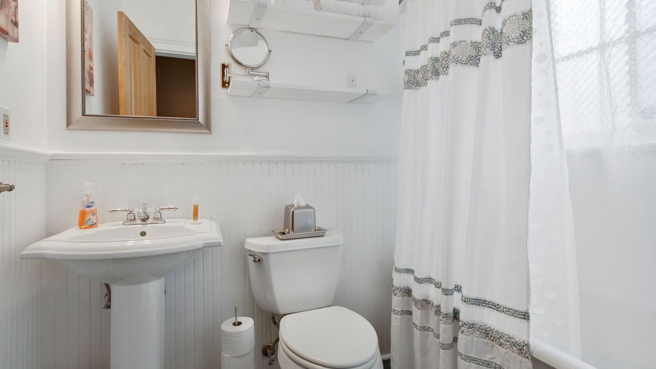 Photo of Bathroom in Faubourg Marigny