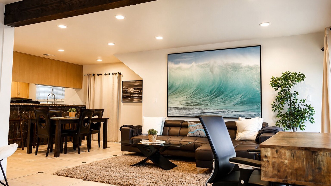 Photo of Bedroom in Newport Shores
