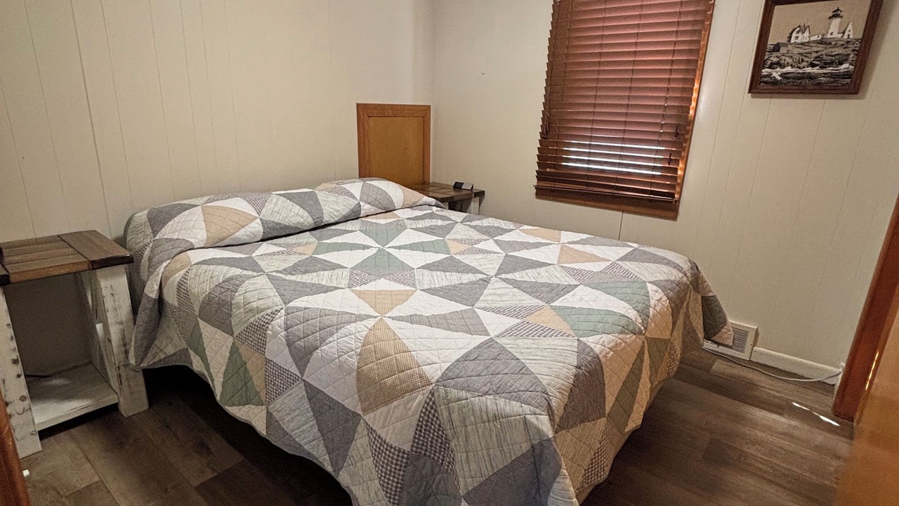 Photo of Bedroom in Little Sturgeon