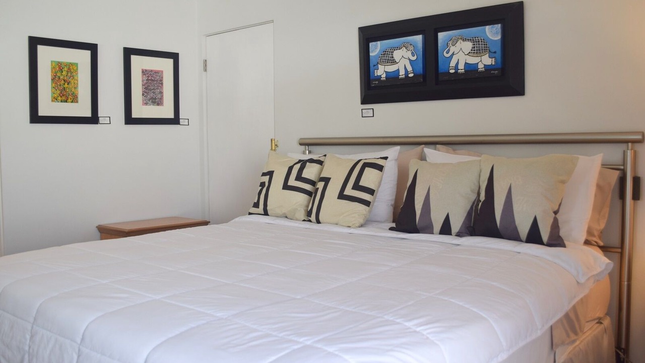 Photo of Bedroom in Racquet Club West