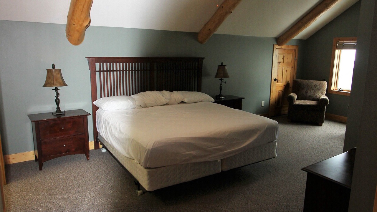 Photo of Bedroom in Crosslake