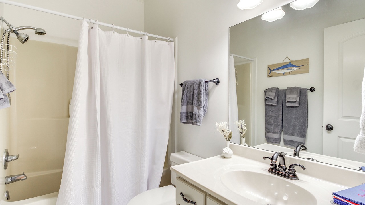 Photo of Bathroom in Shoreline Park