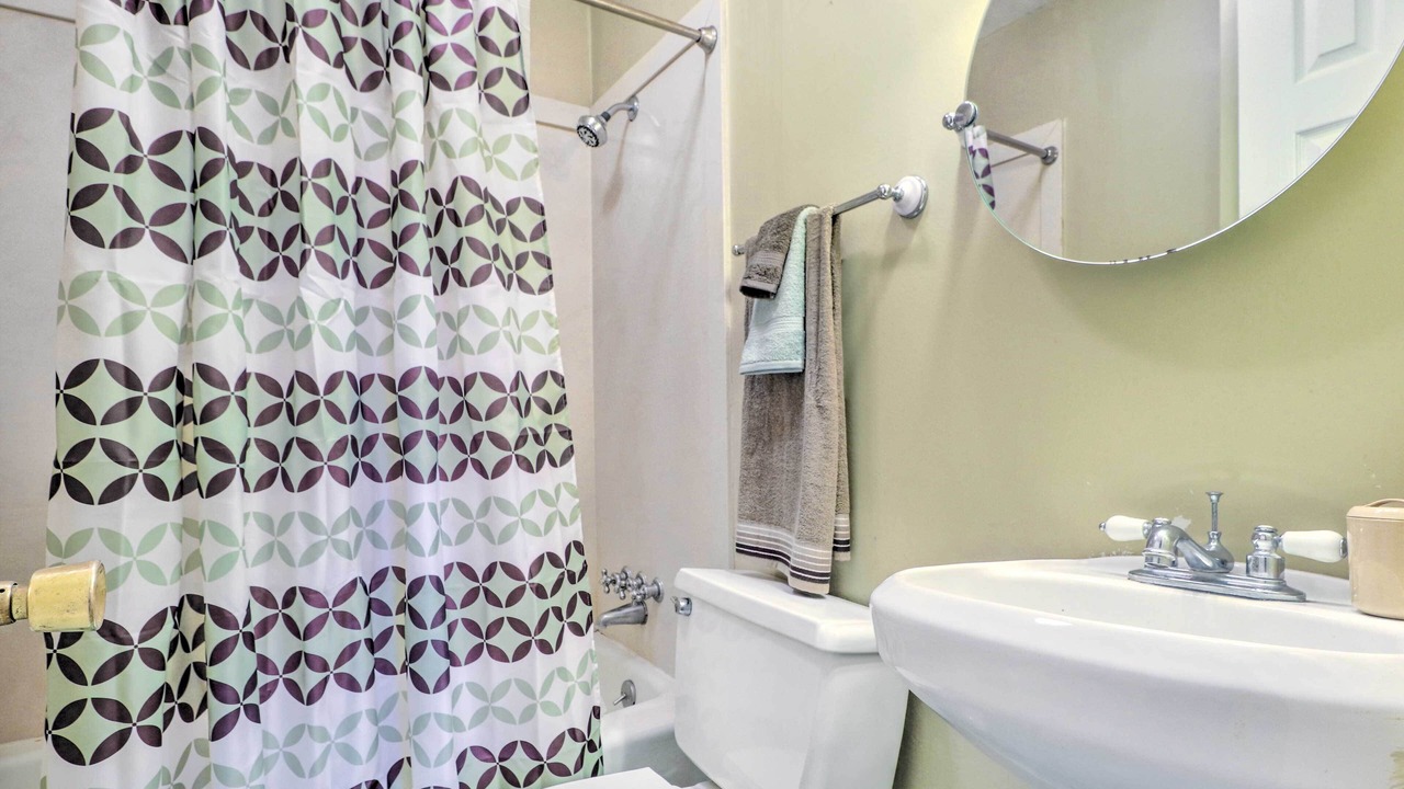 Photo of Bathroom in Long Beach