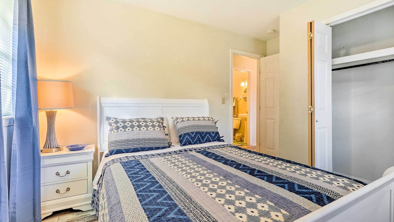 Photo of Bedroom in Long Beach