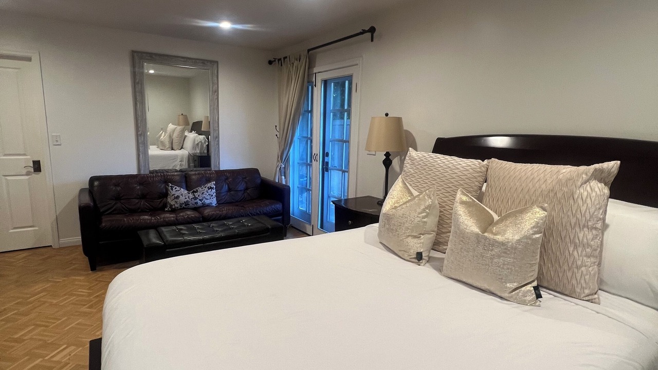 Photo of Bedroom in Northridge