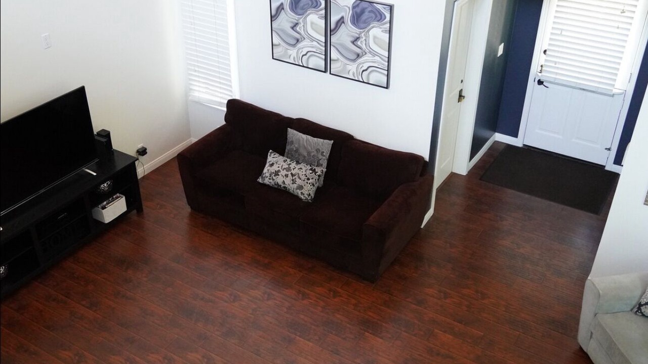 Photo of Livingroom in Northridge